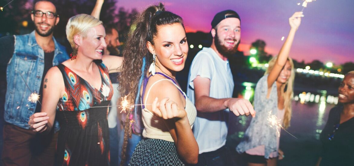 7 conseils pour éviter les nuisances sonores lors des fêtes nocturnes